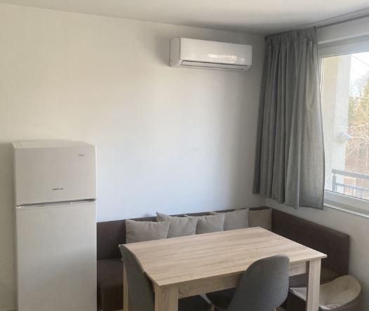 Дава се под наем Двустаен апартамент в Варна, Автогара - 55 кв.м за 409 € - Снимка #1