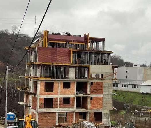 Тристаен апартамент в Варна, Кайсиева градина - 121 кв.м за 632 €/кв.м - Снимка #1