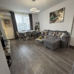 Дава се под наем Двустаен апартамент в к.к. Св.Св. Константин и Елена - 75 кв.м за 700 € - Снимка #1