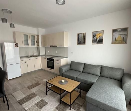 Дава се под наем Двустаен апартамент в Пловдив, Христо Смирненски - 70 кв.м за 525 € - Снимка #1