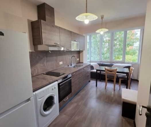 Дава се под наем Двустаен апартамент в София, Център - 58 кв.м за 639 € - Снимка #1