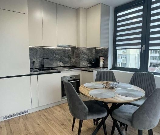 Дава се под наем Двустаен апартамент в Варна, Чайка - 58 кв.м за 700 € - Снимка #1