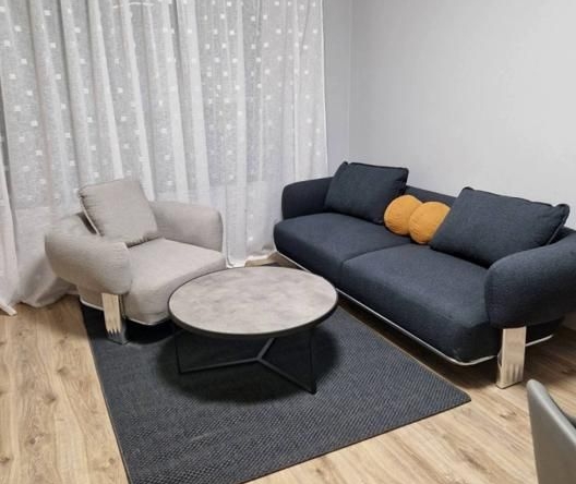 Дава се под наем Двустаен апартамент в София, Младост 4 - 73 кв.м за 698.19 € - Снимка #1
