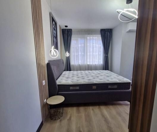 Дава се под наем Тристаен апартамент в София, Дървеница - 115 кв.м за 1300 € - Снимка #1