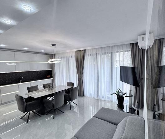 Дава се под наем Къща в Варна, Галата - 130 кв.м за 1595.79 € - Снимка #1
