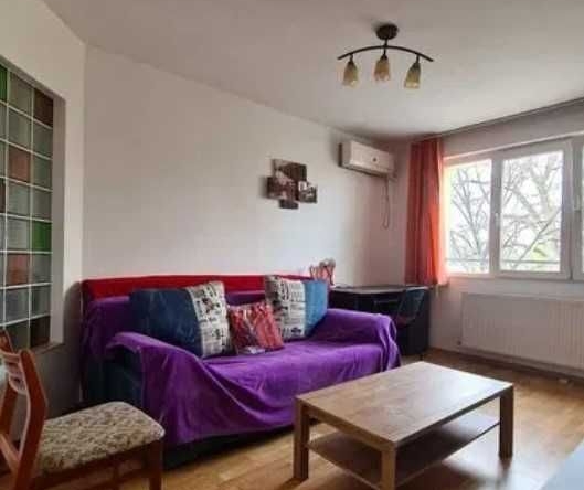 Дава се под наем Двустаен апартамент в Пловдив, Център - 65 кв.м за 204 € - Снимка #1