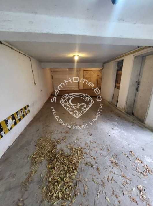 Гараж / Паркомясто в Варна, Гръцка махала - 20 кв.м за 1310 €/кв.м - Снимка #1