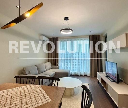 Дава се под наем Двустаен апартамент в Варна, Младост 1 - 60 кв.м за 648.21 € - Снимка #1