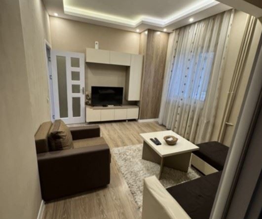 Дава се под наем Двустаен апартамент в София, Център - 60 кв.м за 623.22 € - Снимка #1