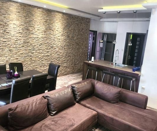 Дава се под наем Многостаен апартамент в Пловдив, Тракия - 150 кв.м за 918 € - Снимка #1