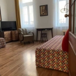 Дава се под наем Тристаен апартамент в Пловдив, Христо Смирненски - 87 кв.м за 255 € - Снимка #1