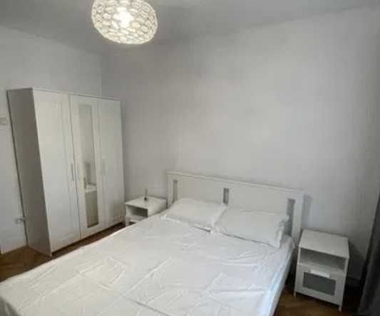 Дава се под наем Двустаен апартамент в Пловдив, Мараша - 60 кв.м за 331.5 € - Снимка #1