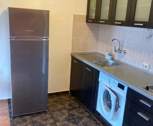 Дава се под наем Едностаен апартамент в София, Оборище - 35 кв.м за 399 € - Снимка #1