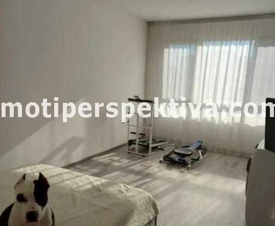 Тристаен апартамент в Пловдив, Христо Смирненски - 76 кв.м за 2014 €/кв.м - Снимка #1