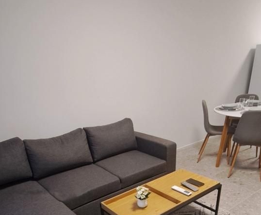 Дава се под наем Двустаен апартамент в Пловдив, Център - 50 кв.м за 600 € - Снимка #1