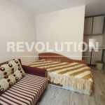 Дава се под наем Едностаен апартамент в Варна, Левски - 16 кв.м за 200 € - Снимка #1