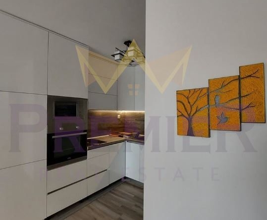 Дава се под наем Двустаен апартамент в Варна, Бриз - 76 кв.м за 1150 € - Снимка #1