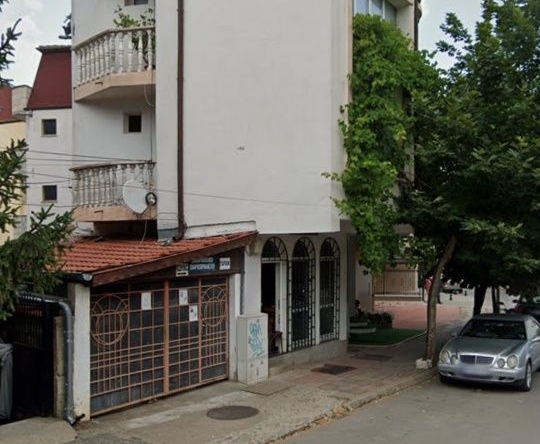 Дава се под наем  в Враца, Квартал 103 - 30 кв.м за 132.6 € - Снимка #1