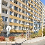 Тристаен апартамент в Габрово, Младост - 90 кв.м за 1020 €/кв.м - Снимка #1