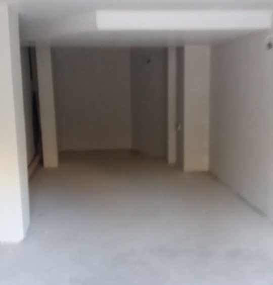 Гараж / Паркомясто в Варна, Гранд Мол Варна - 30 кв.м за 2000 €/кв.м - Снимка #1