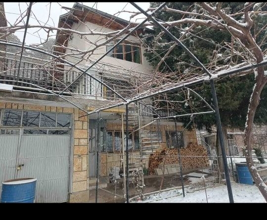 Къща в Казанлък - 200 кв.м за 587 €/кв.м - Снимка #1