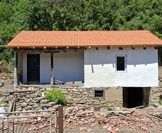 Къща в с. Срацимирово, Област Видин - 56 кв.м за 188 €/кв.м - Снимка #1