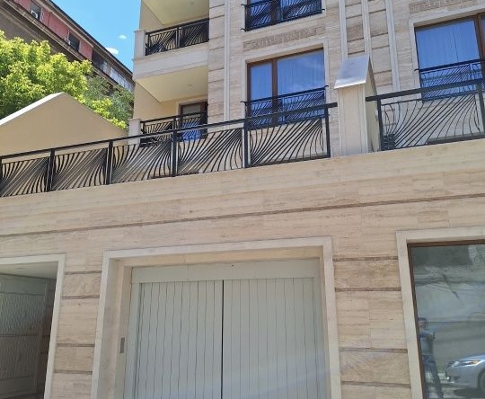 Дава се под наем Гараж / Паркомясто в София, Зона Б-5 - 15 кв.м за 100 € - Снимка #1