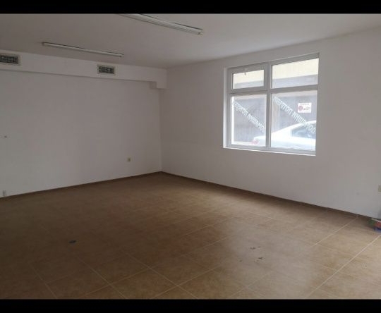 Магазин в Варна, Колхозен пазар - 50 кв.м за 1020 €/кв.м - Снимка #1