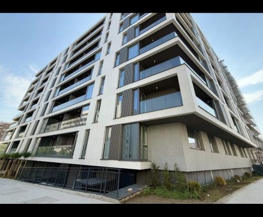 Дава се под наем Гараж / Паркомясто в София, Студентски град - 18 кв.м за 102 € - Снимка #1