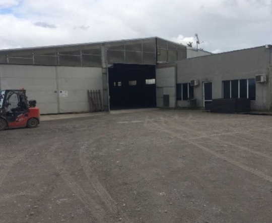 Дава се под наем Склад в с. Приселци, Област Варна - 8000 кв.м за 4687.92 € - Снимка #1
