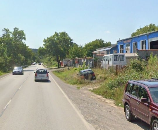 Парцел в Омуртаг - 1400 кв.м за 15 €/кв.м - Снимка #1