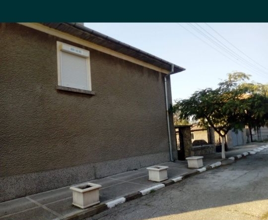 Къща в с. Здравец, Област Хасково - 100 кв.м за 378 €/кв.м - Снимка #1