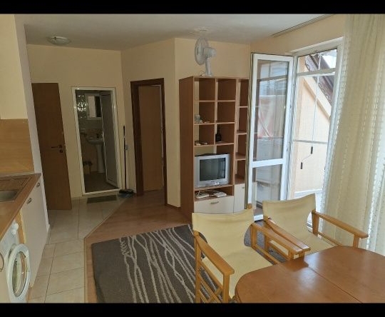 Дава се под наем Двустаен апартамент в с. Равда, Област Бургас - 74 кв.м за 204 € - Снимка #1