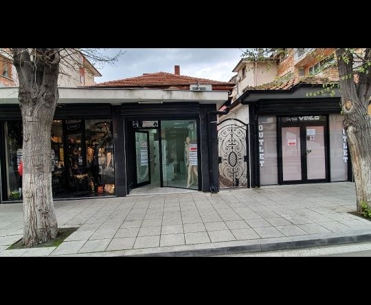 Дава се под наем Магазин в Несебър - 15 кв.м за 2550 € - Снимка #1
