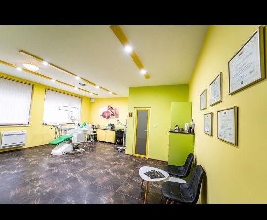 Дава се под наем Офис в Пловдив, Център - 53 кв.м за 433.5 € - Снимка #1