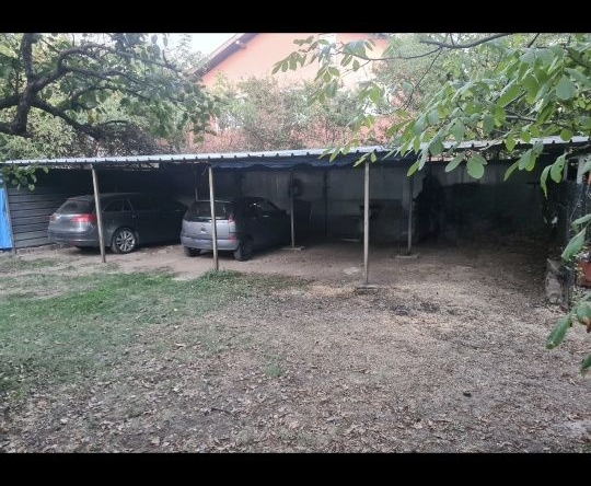 Дава се под наем Гараж / Паркомясто в София, Левски - 20 кв.м за 51 € - Снимка #1