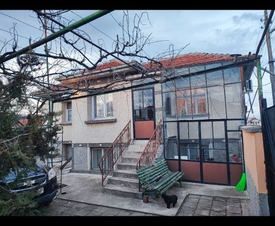 Къща в с. Голям чардак, Област Пловдив - 80 кв.м за 434 €/кв.м - Снимка #1