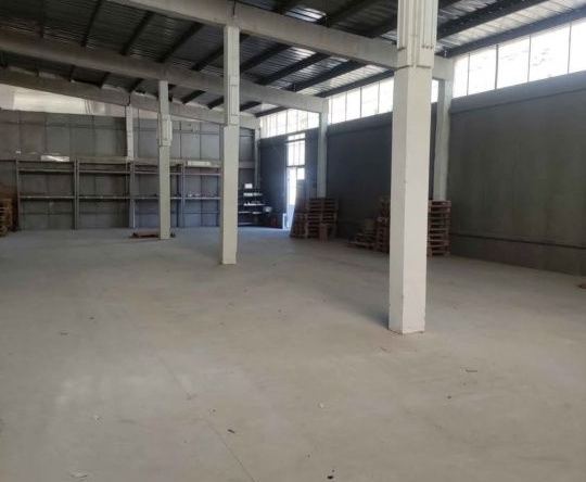 Дава се под наем Склад в Пловдив, Индустриална зона - Изток - 300 кв.м за 997.05 € - Снимка #1