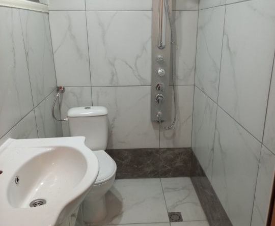 Къща в Кубрат - 100 кв.м за 612 €/кв.м - Снимка #1