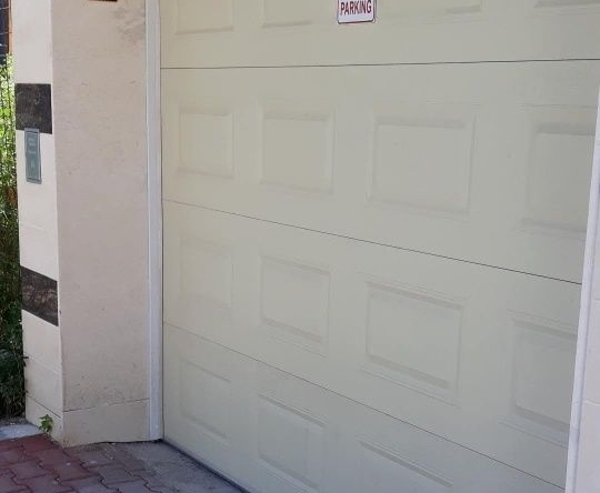 Дава се под наем Гараж / Паркомясто в София, Разсадника - 29 кв.м за 248.88 € - Снимка #1