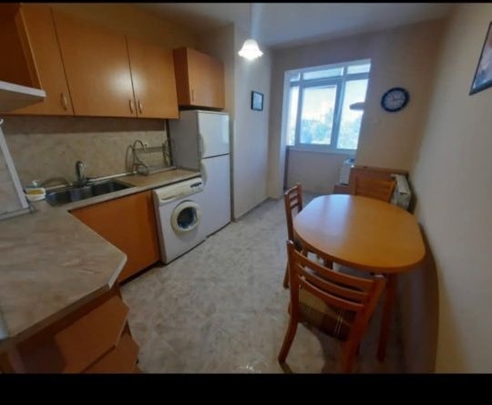 Тристаен апартамент в Банкя - 80 кв.м за 7 €/кв.м - Снимка #1