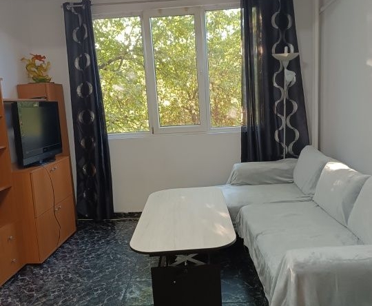 Дава се под наем Двустаен апартамент в София, Слатина - 60 кв.м за 408 € - Снимка #1