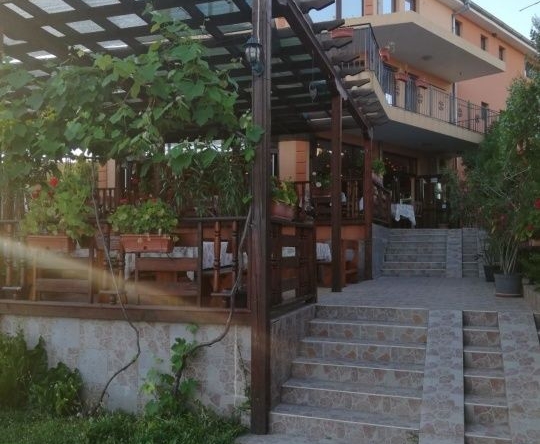 Къща в с. Кошарица, Област Бургас - 1200 кв.м за 542 €/кв.м - Снимка #1