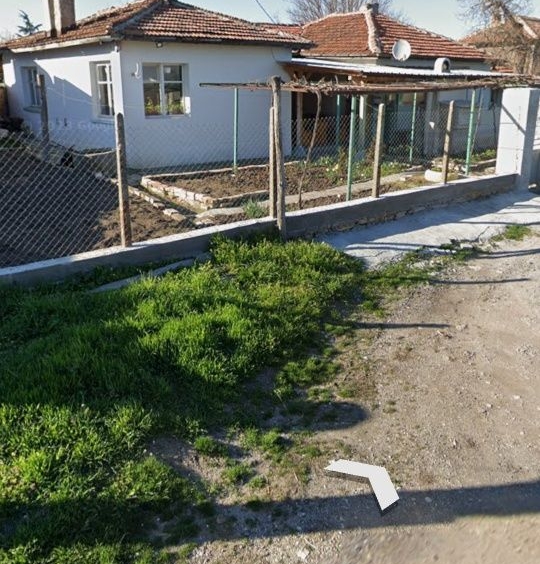 Къща в Симеоновград - 1450 кв.м за 11 €/кв.м - Снимка #1