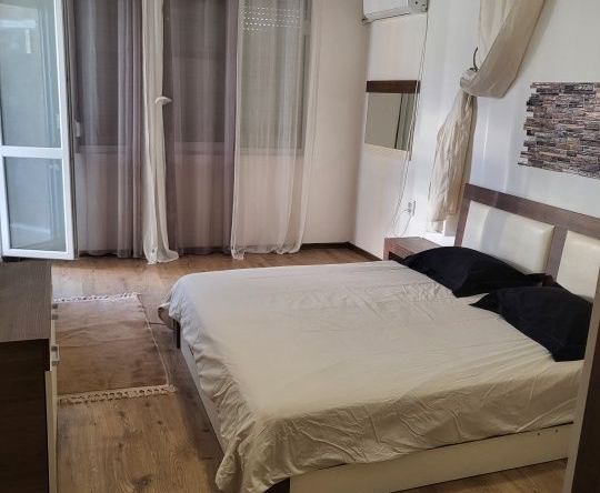 Тристаен апартамент в Русе, Дружба 3 - 80 кв.м за 957 €/кв.м - Снимка #1