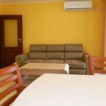 Дава се под наем Тристаен апартамент в София, Витоша - 107 кв.м за 816 € - Снимка #1