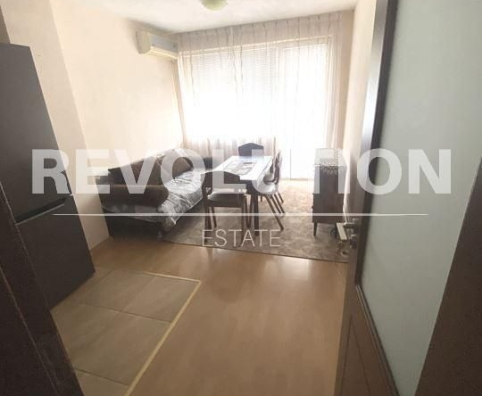 Дава се под наем Двустаен апартамент в Варна, Левски - 60 кв.м за 325 € - Снимка #1