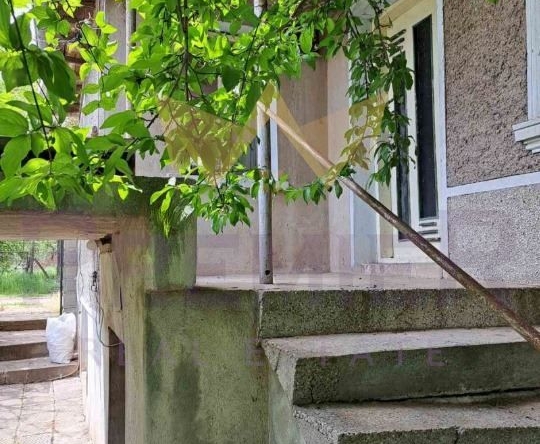 Къща в с. Доброплодно, Област Варна - 180 кв.м за 178 €/кв.м - Снимка #1