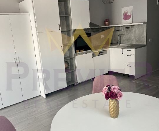 Дава се под наем Двустаен апартамент в Варна, Чайка - 65 кв.м за 714 € - Снимка #1