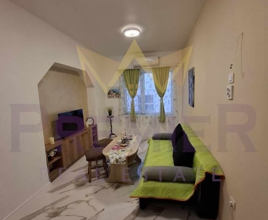 Дава се под наем Двустаен апартамент в Варна, Център - 40 кв.м за 450 € - Снимка #1